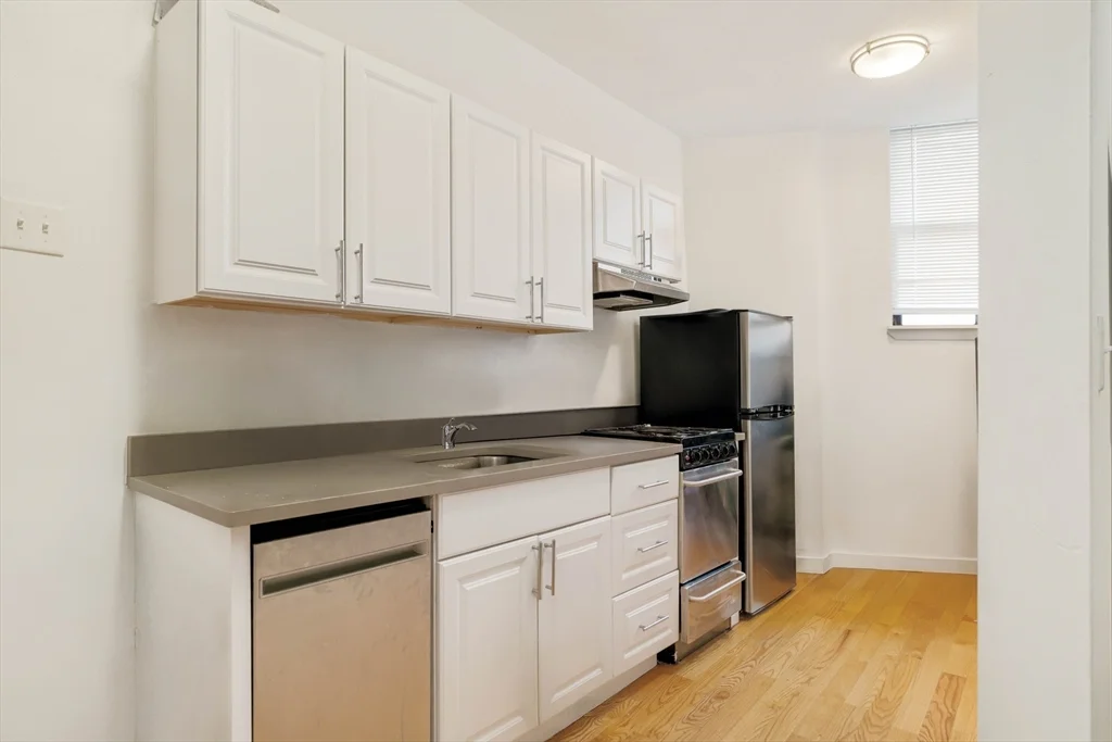 Studio bed, 1 bath apartment for rent at 5 N Margin St Unit 2, North End — photo 1 of 12