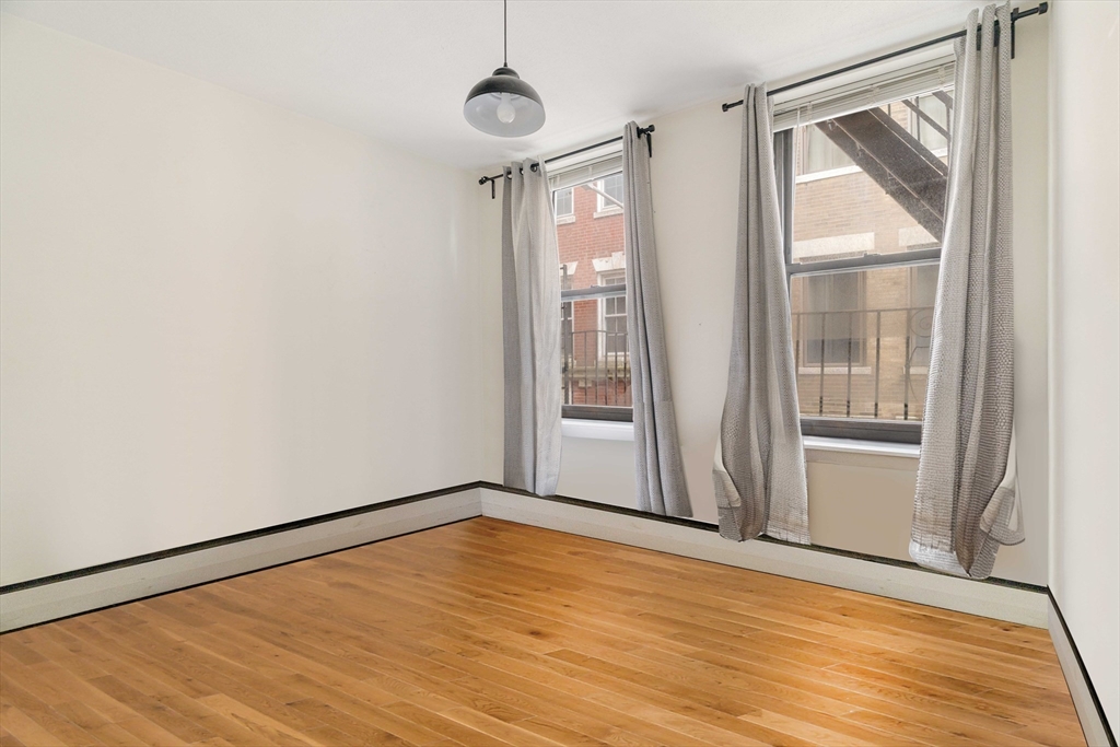 2 bed, 1 bath apartment for rent at 5 North Margin St Unit 3, North End — photo 8 of 14