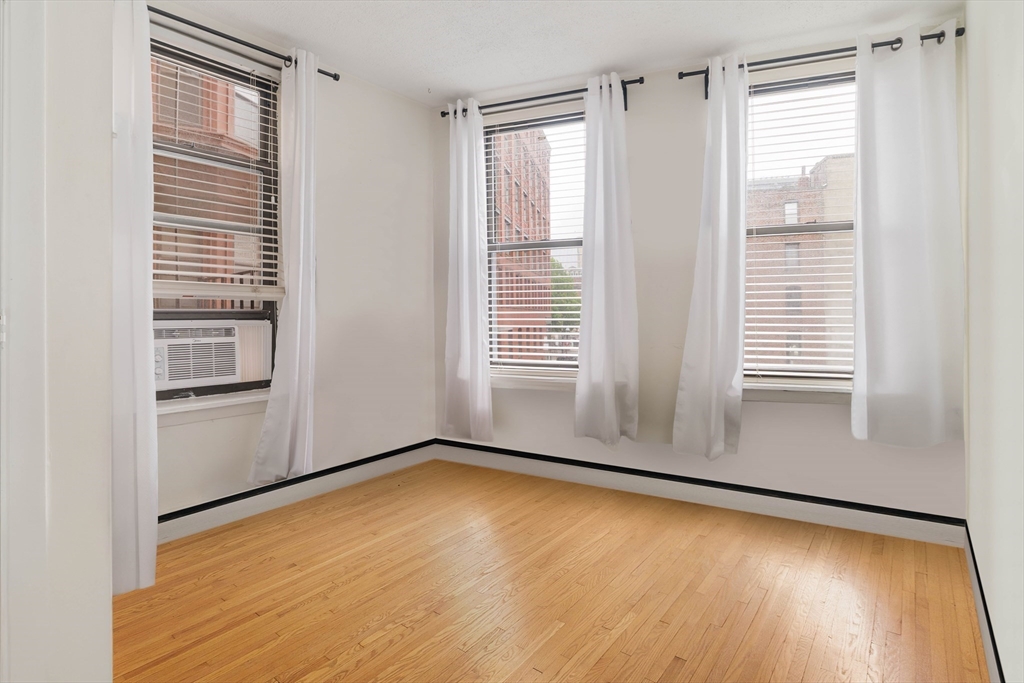 2 bed, 1 bath apartment for rent at 5 North Margin St Unit 3, North End — photo 9 of 14