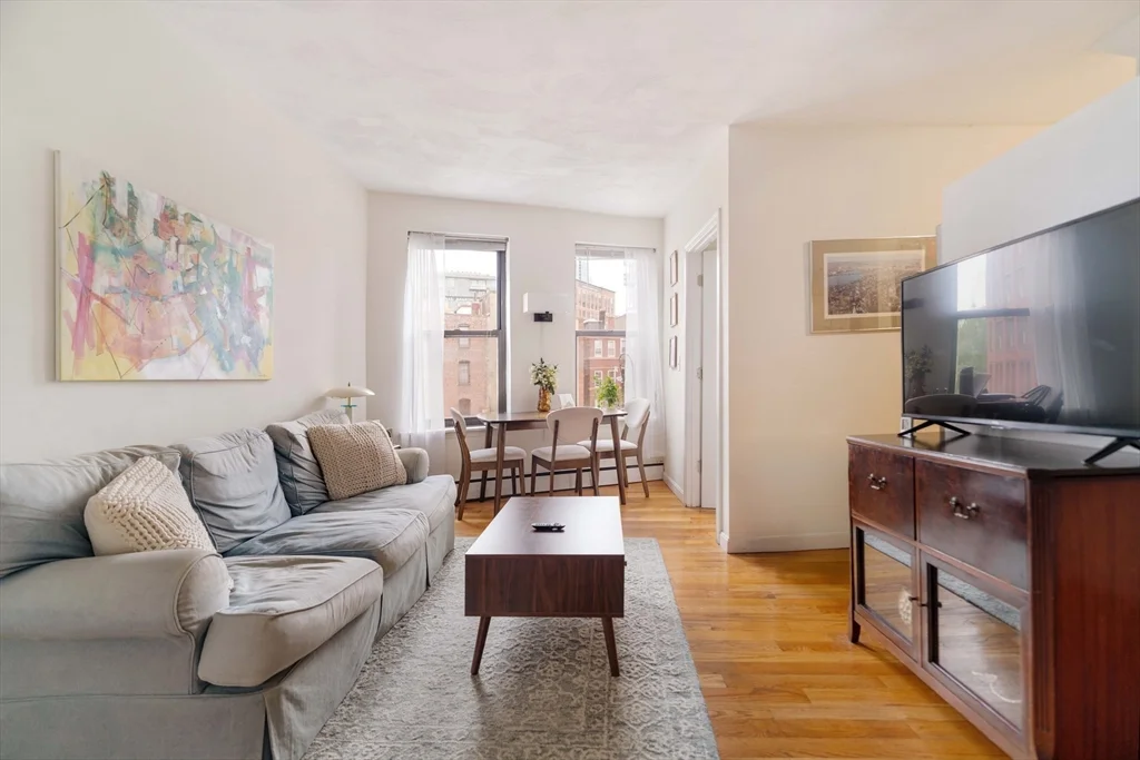 3 bed, 1 bath apartment for rent at 5 North Margin St Unit 5, North End — photo 1 of 15