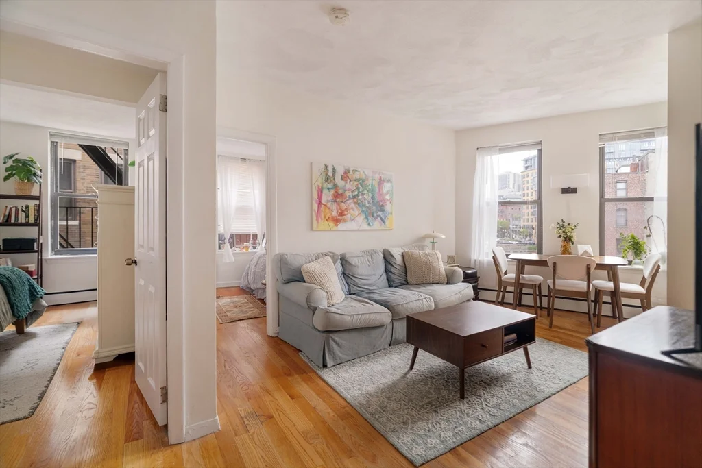 3 bed, 1 bath apartment for rent at 5 North Margin St Unit 5, North End — photo 2 of 15