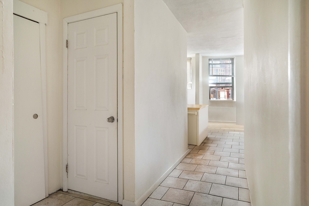 2 bed, 1 bath apartment for rent at 5 North Margin St Unit 6, North End — photo 5 of 15