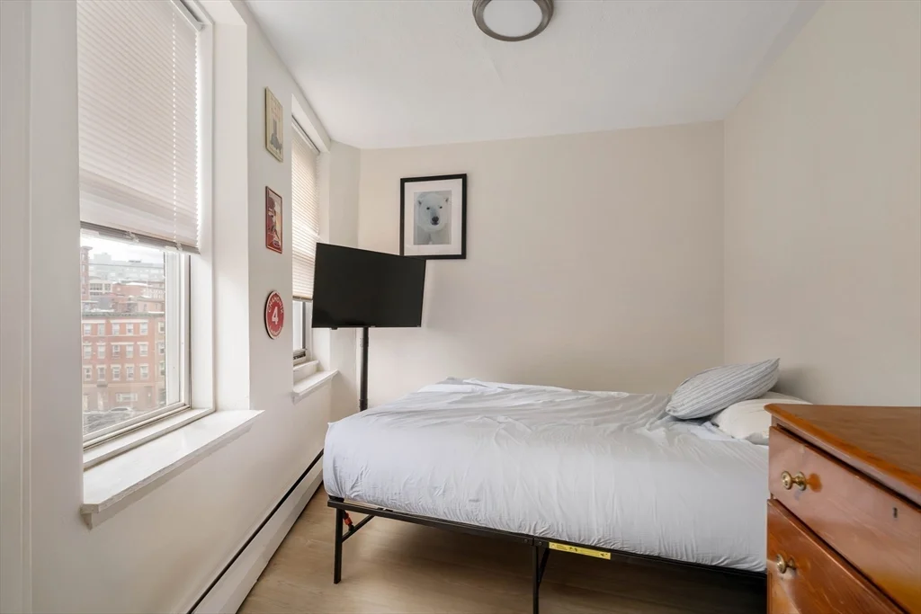 3 bed, 1 bath apartment for rent at 5 North Margin St Unit 9, North End — photo 9 of 17