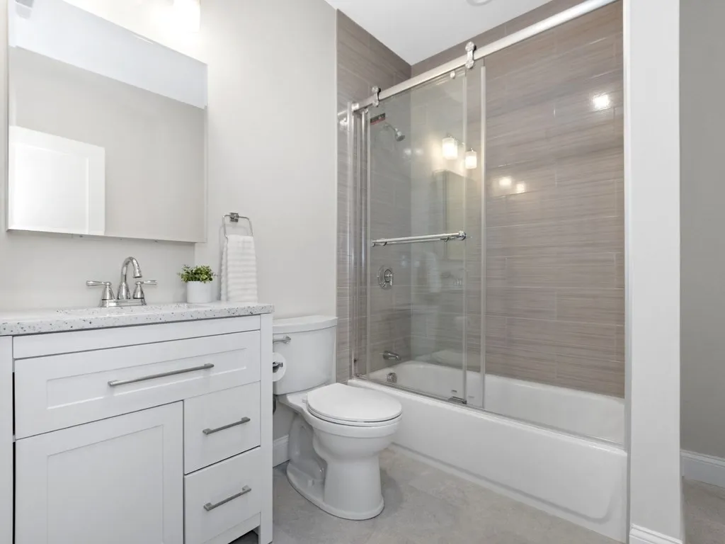 4 bed, 3.5 bath apartment for rent at 5 Naviens Ln Unit 2, Bleachery — photo 18 of 25