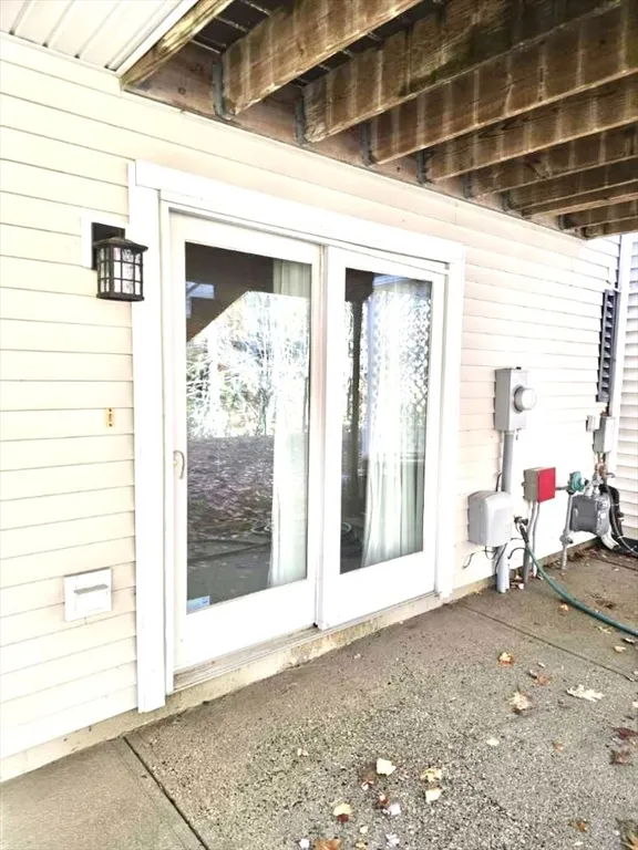1 bed, 1 bath apartment for rent at 5 Nelson Circle Unit 20, Middleton — photo 2 of 10