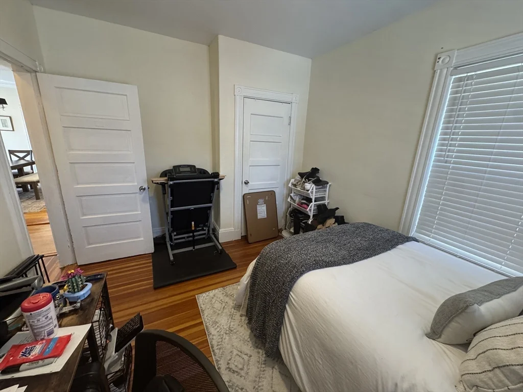 2 bed, 2 bath apartment for rent at 5 Oak Square Ave Unit 1, Brighton — photo 12 of 15