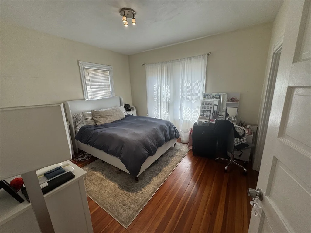 2 bed, 2 bath apartment for rent at 5 Oak Square Ave Unit 1, Brighton — photo 8 of 15