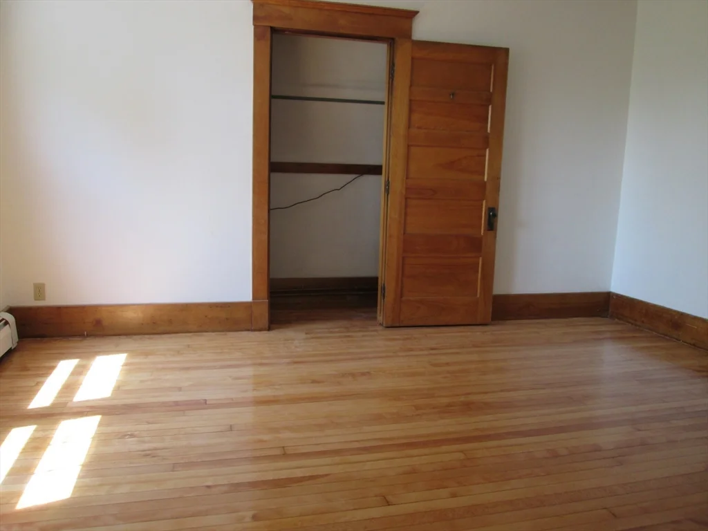2 bed, 1 bath apartment for rent at 5 Oberlin St Unit 2, Worcester — photo 10 of 23