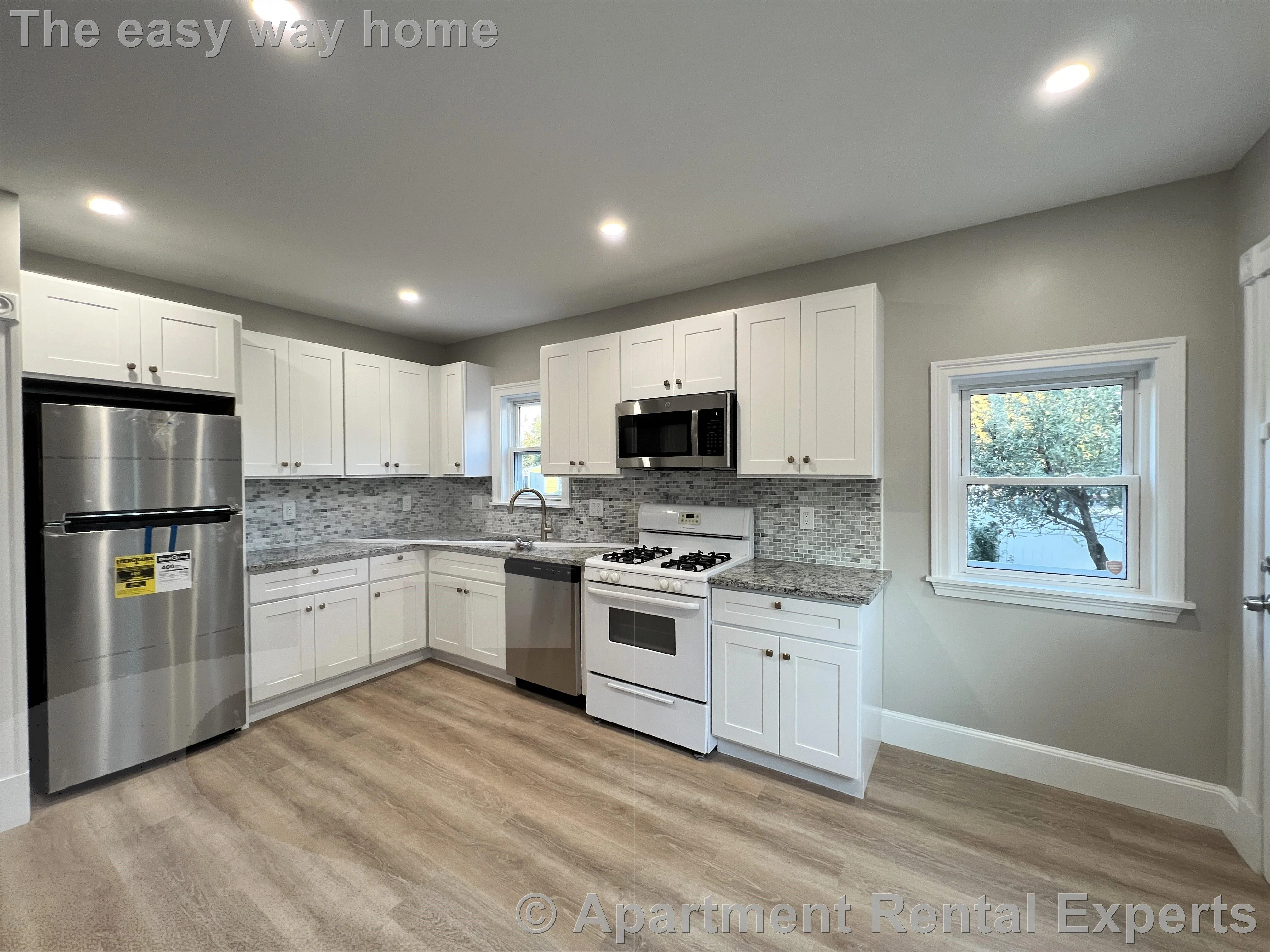 2 bed, 1 bath apartment for rent at 5 Oliver St, Everett — photo 3 of 17