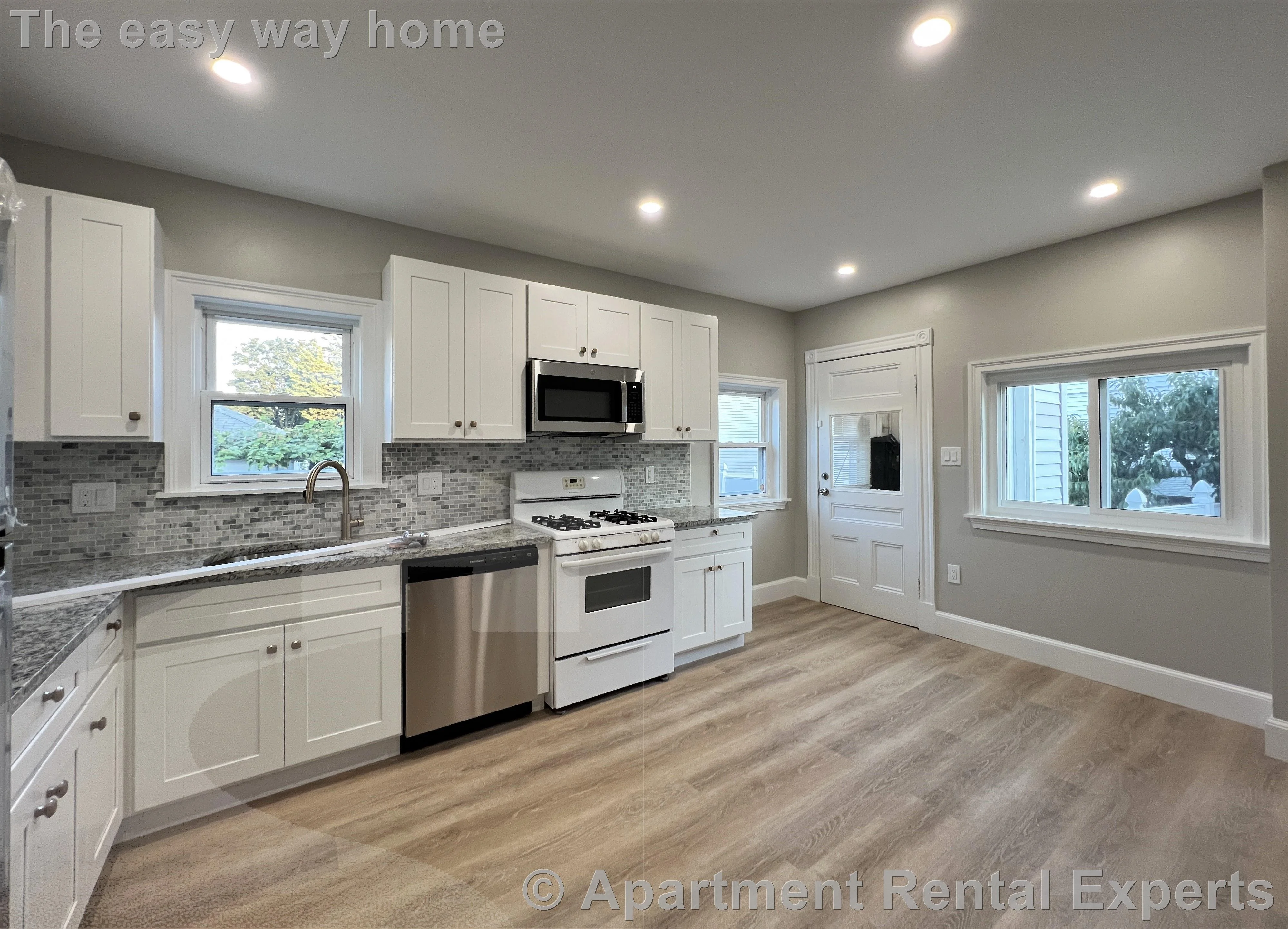 2 bed, 1 bath apartment for rent at 5 Oliver St, Everett — photo 5 of 17