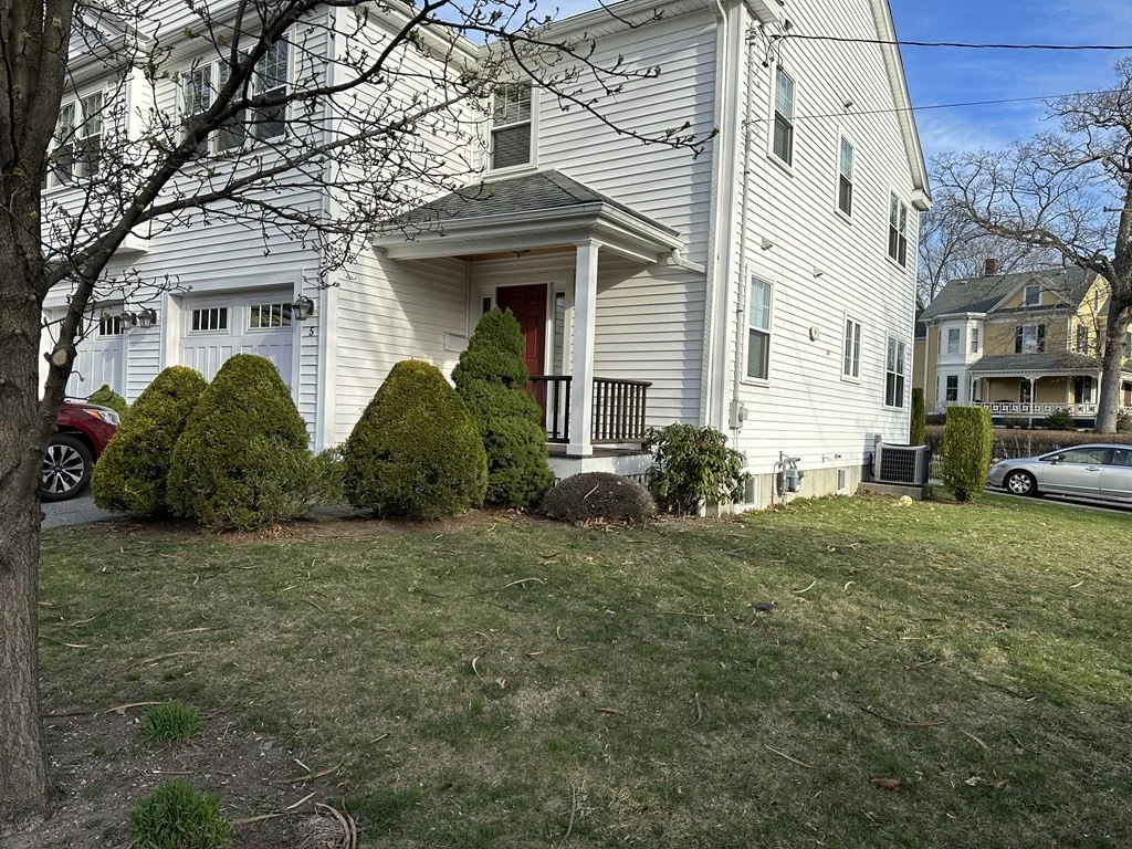 3 bed, 2 bath apartment for rent at 5 Omar Ter Unit 5, Newton — photo 9 of 9