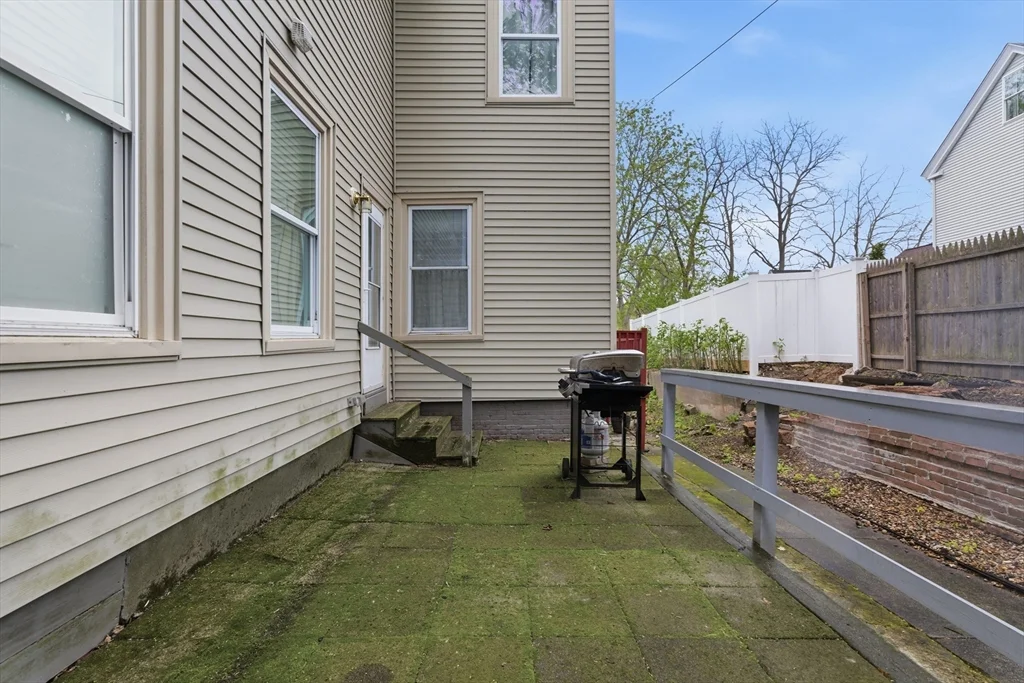 3 bed, 2 bath apartment for rent at 5 Osgood Pl Unit C, Amesbury — photo 28 of 30