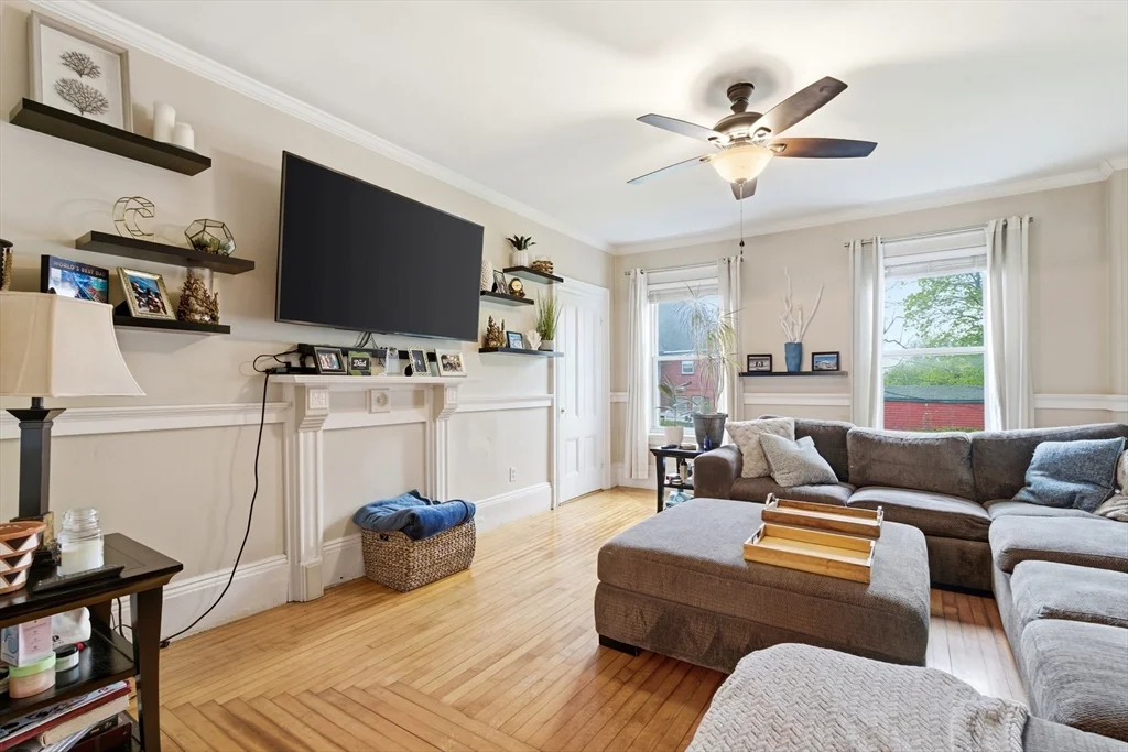 3 bed, 2 bath apartment for rent at 5 Osgood Pl Unit C, Amesbury — photo 10 of 30