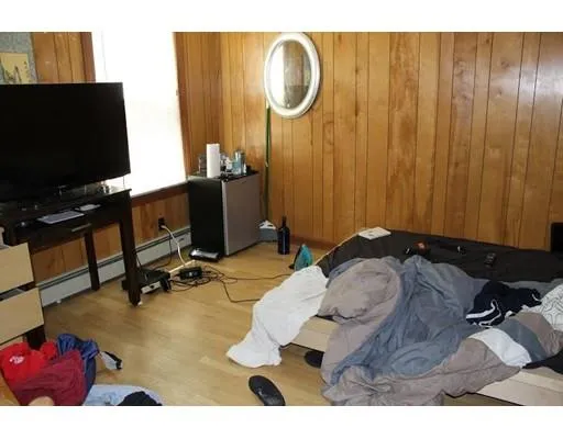4 bed, 1 bath apartment for rent at 5 Oswald St Unit 2, Mission Hill — photo 9 of 11
