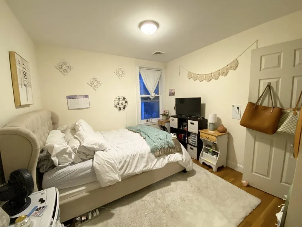 6 bed, 3 bath apartment for rent at 5 Oswald St Unit 3, Boston — photo 4 of 12