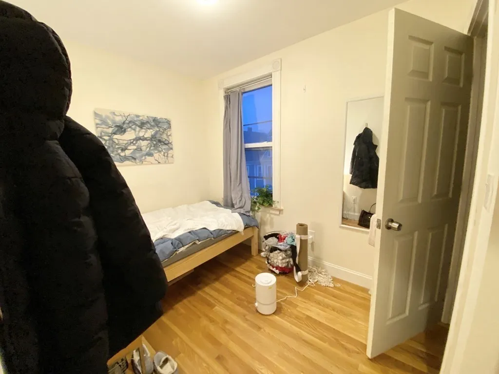 6 bed, 3 bath apartment for rent at 5 Oswald St Unit 3, Boston — photo 5 of 12