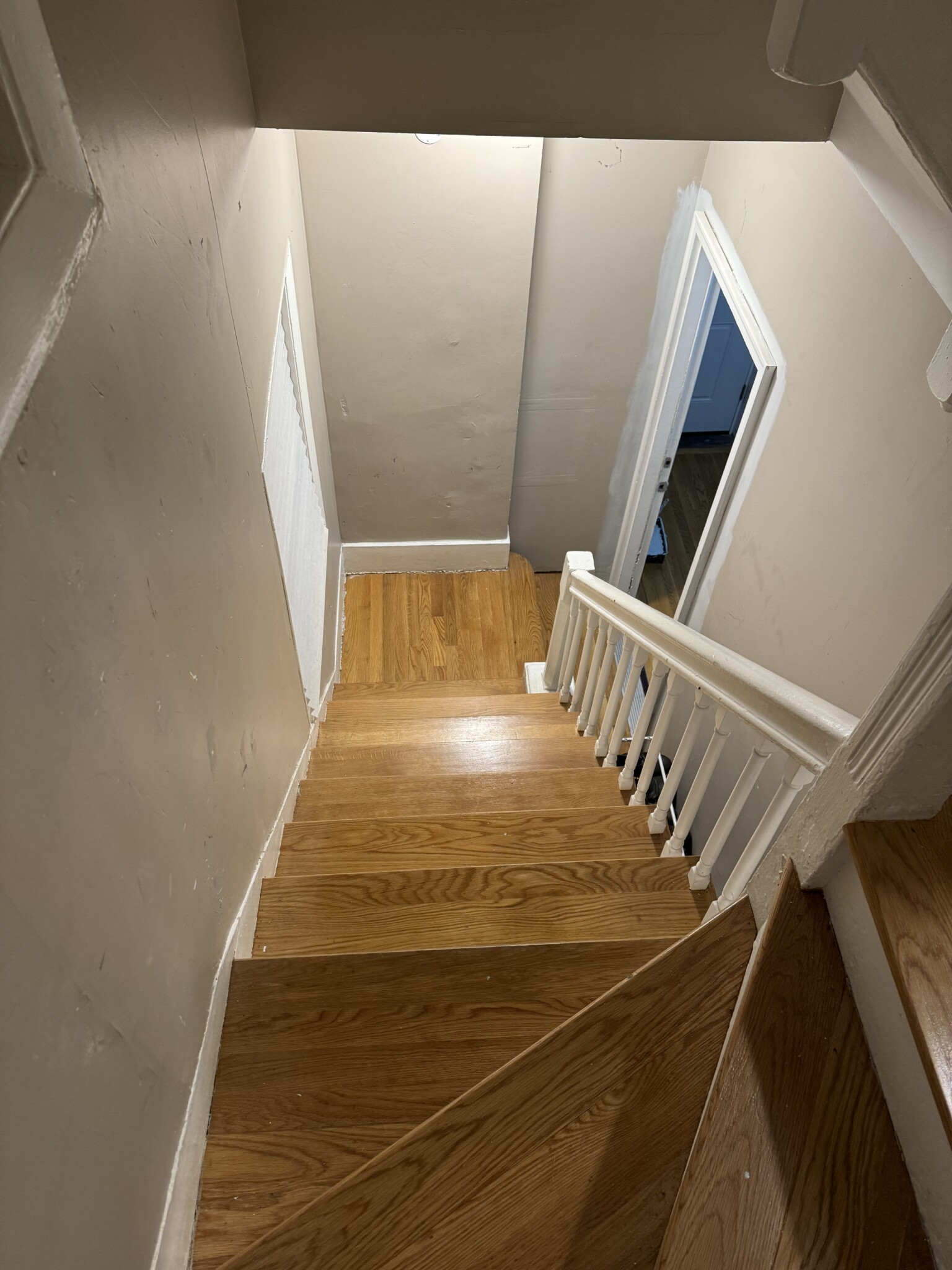 5 bed, 1 bath apartment for rent at 5 Otisfield St Unit 2, Roxbury — photo 11 of 11