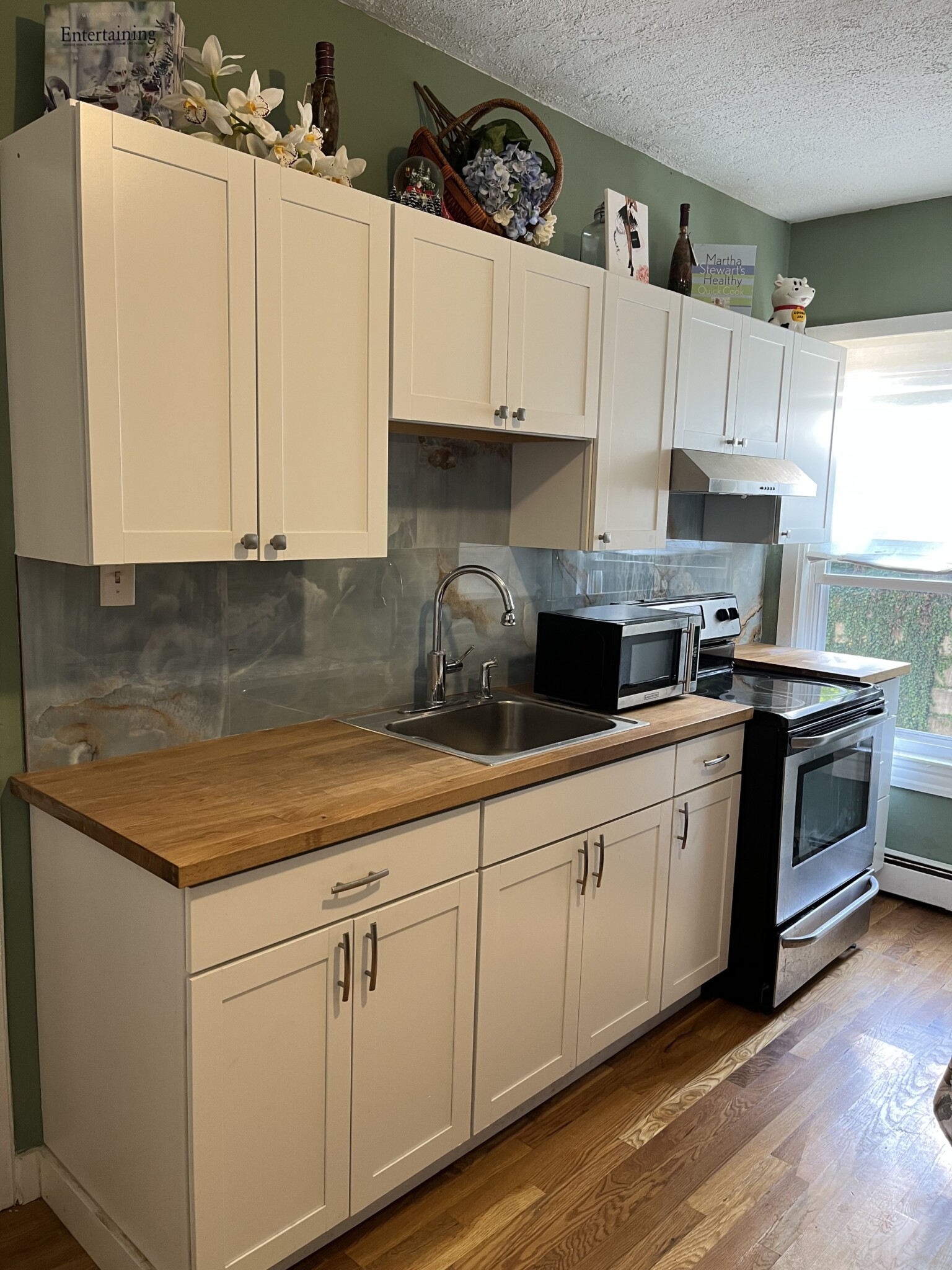 5 bed, 1 bath apartment for rent at 5 Otisfield St Unit 2, Roxbury