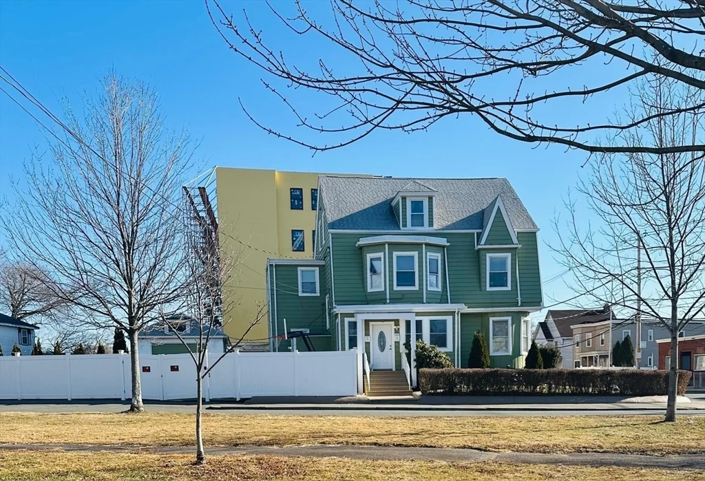 2 bed, 1 bath apartment for rent at 5 Oxford Park Unit 1, Revere — photo 1 of 13