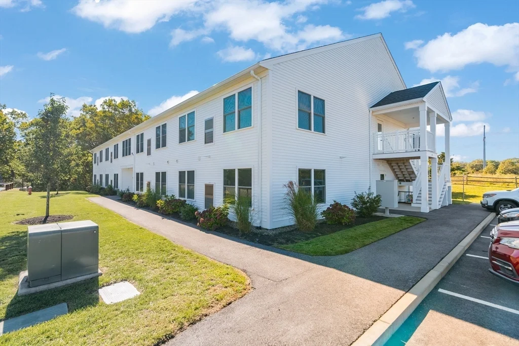 1 bed, 1 bath apartment for rent at 5 Paul Francis Way Unit 11, Plymouth — photo 12 of 12