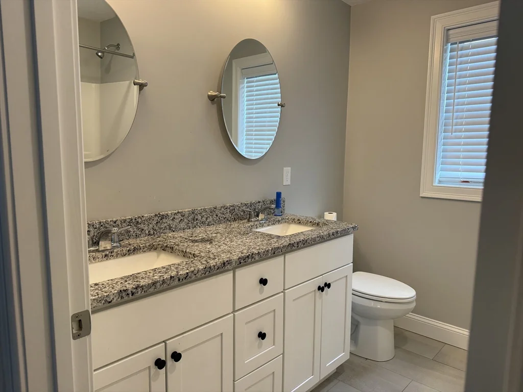 3 bed, 2 bath apartment for rent at 5 Pauline Way, Lakeville — photo 16 of 34