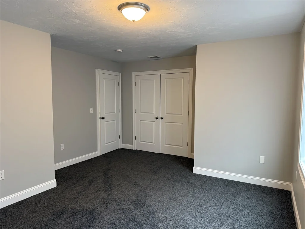 3 bed, 2 bath apartment for rent at 5 Pauline Way, Lakeville — photo 19 of 34