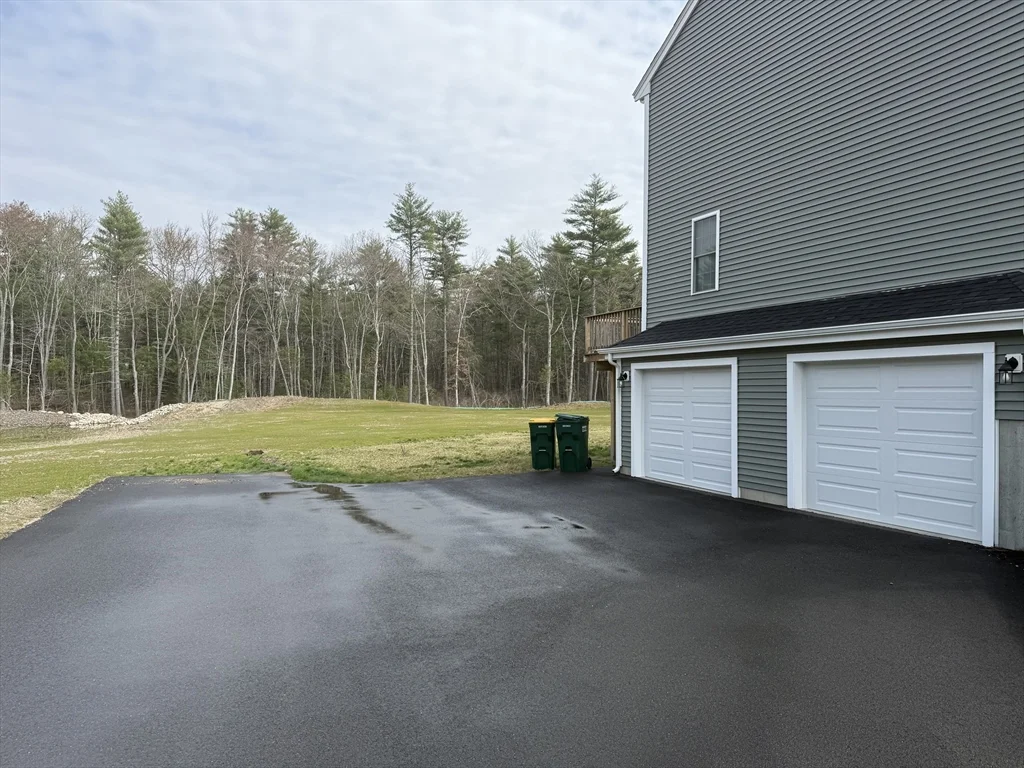 3 bed, 2 bath apartment for rent at 5 Pauline Way, Lakeville — photo 34 of 34