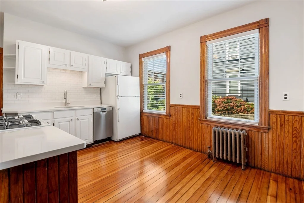2 bed, 1 bath apartment for rent at 5 Pearl Unit 1, Dorchester — photo 10 of 30
