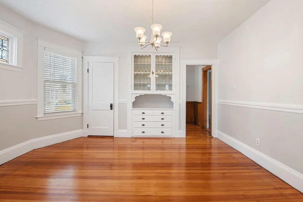 2 bed, 1 bath apartment for rent at 5 Pearl Unit 1, Dorchester — photo 6 of 30