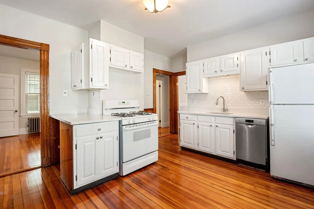 2 bed, 1 bath apartment for rent at 5 Pearl Unit 1, Dorchester — photo 8 of 30