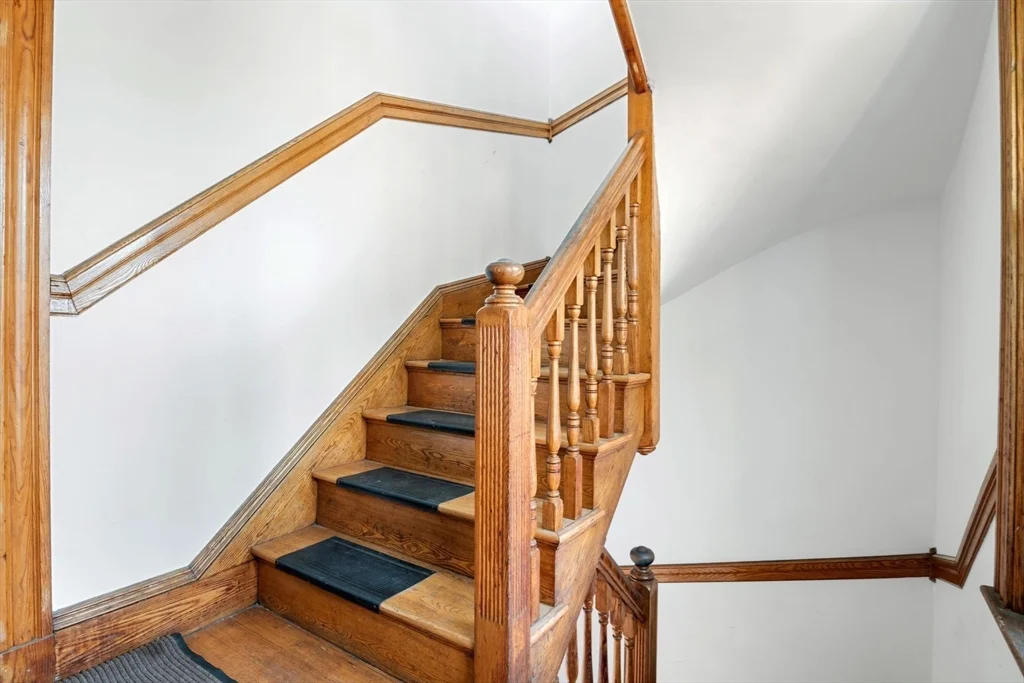 2 bed, 1 bath apartment for rent at 5 Pearl Unit 1, Dorchester — photo 29 of 30