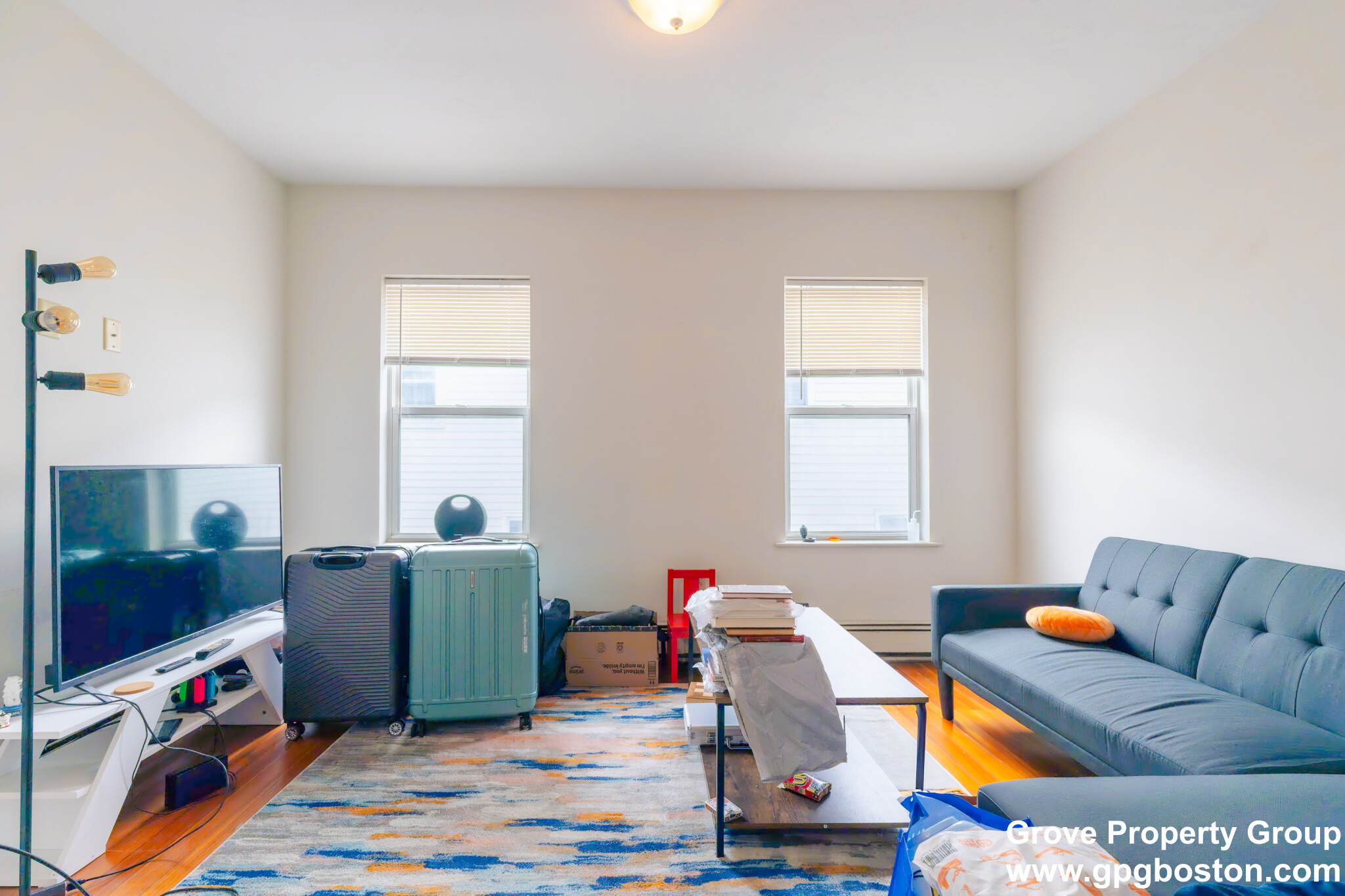 3 bed, 1 bath apartment for rent at 5 Peters St Unit 2, South Boston — photo 1 of 10