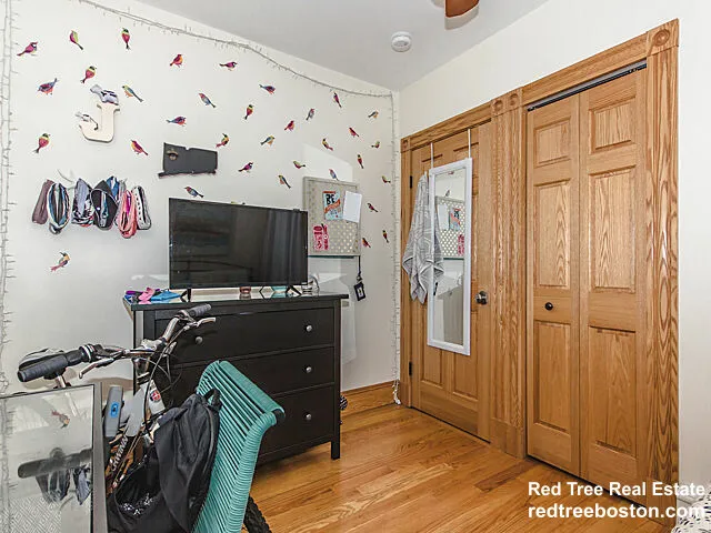 3 bed, 1 bath apartment for rent at 5 Phillips St Unit 5, Beacon Hill — photo 14 of 18