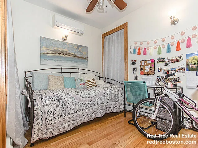 3 bed, 1 bath apartment for rent at 5 Phillips St Unit 5, Beacon Hill — photo 13 of 18
