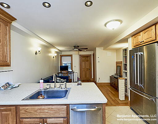 1 bed, 1 bath apartment for rent at 5 Phillips St Unit 5A, Beacon Hill