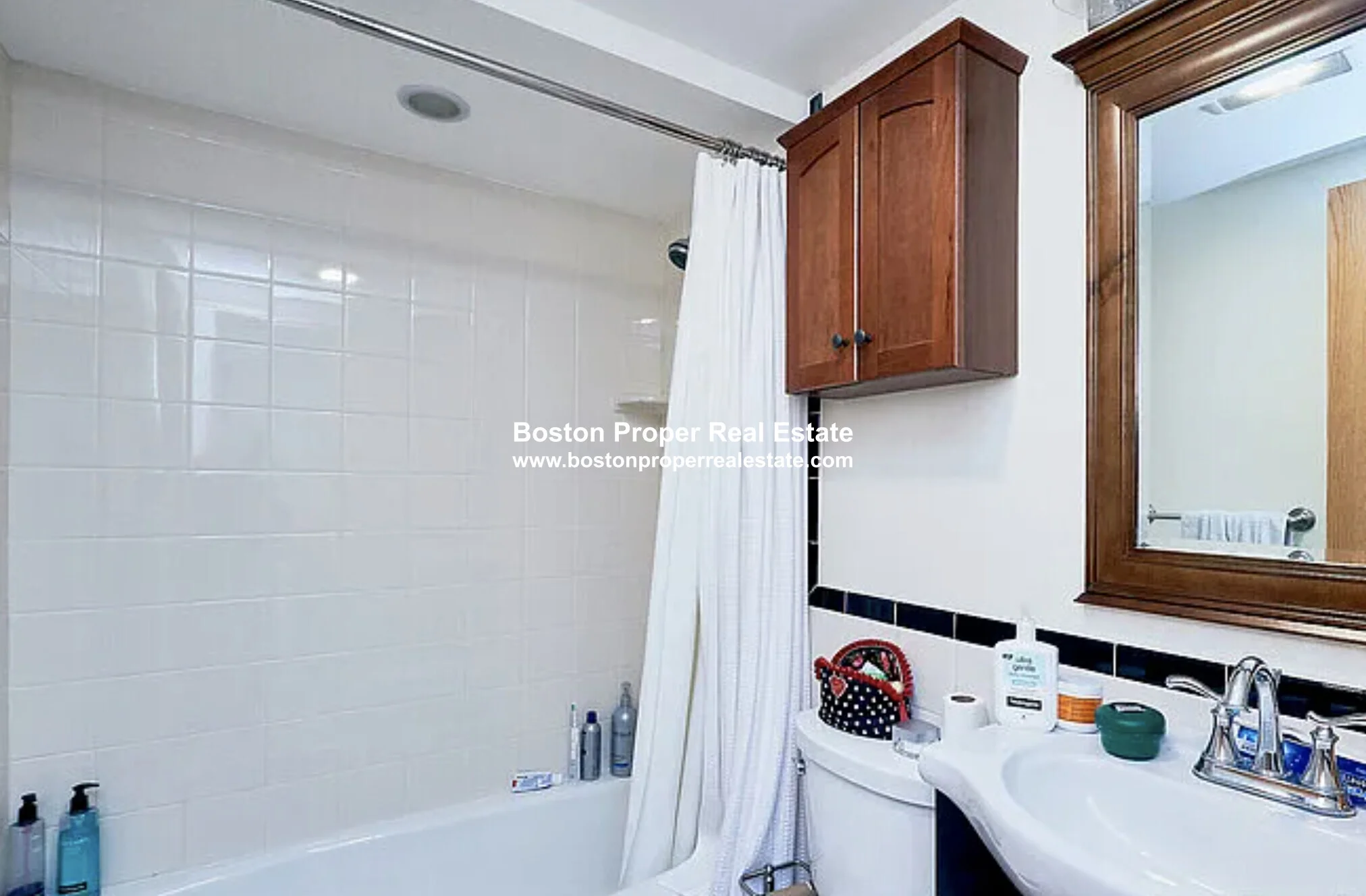 1 bed, 1 bath apartment for rent at 5 Phillips St Unit A, Beacon Hill — photo 6 of 7