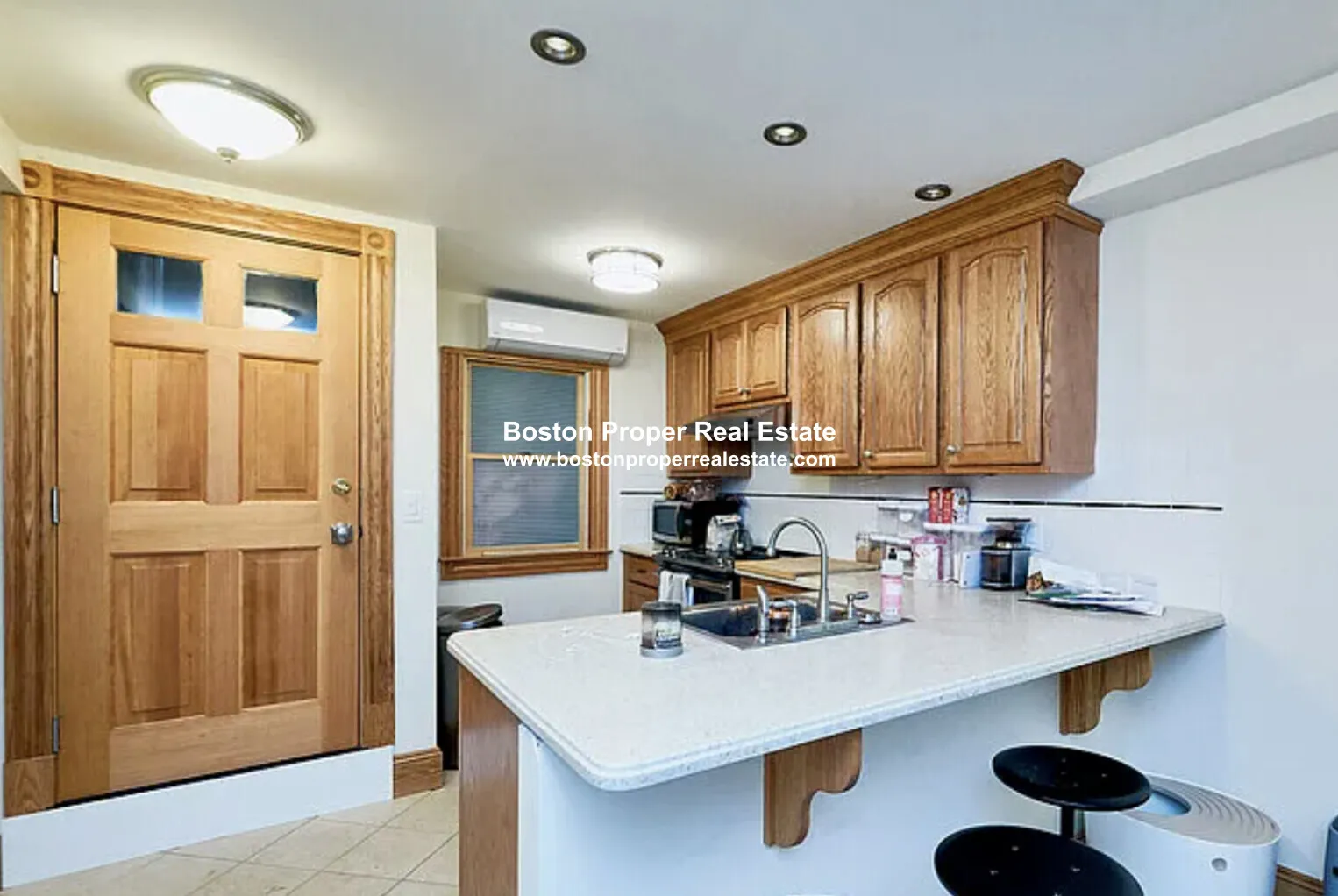 1 bed, 1 bath apartment for rent at 5 Phillips St Unit A, Beacon Hill
