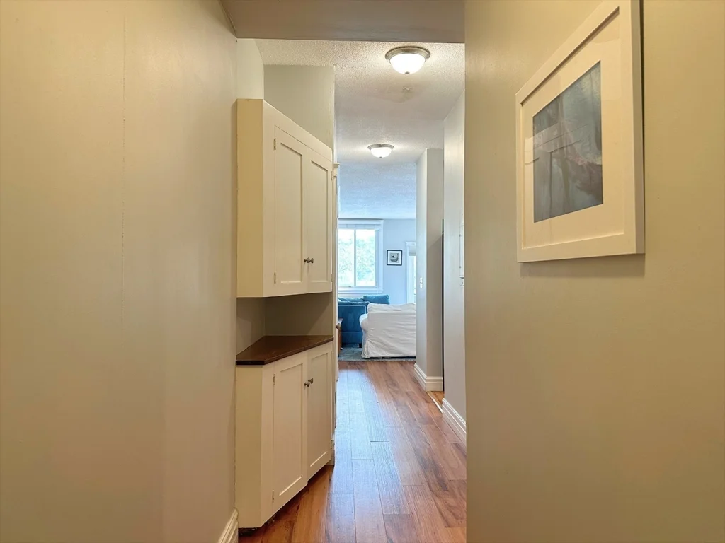 2 bed, 1 bath apartment for rent at 5 Pirate's Ln Unit 1, East Gloucester — photo 16 of 22