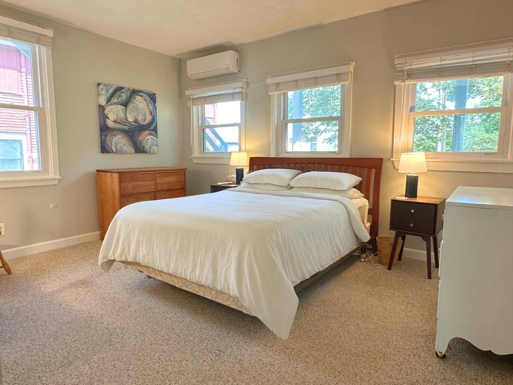 2 bed, 1 bath apartment for rent at 5 Pirate's Ln Unit 1, East Gloucester — photo 19 of 22