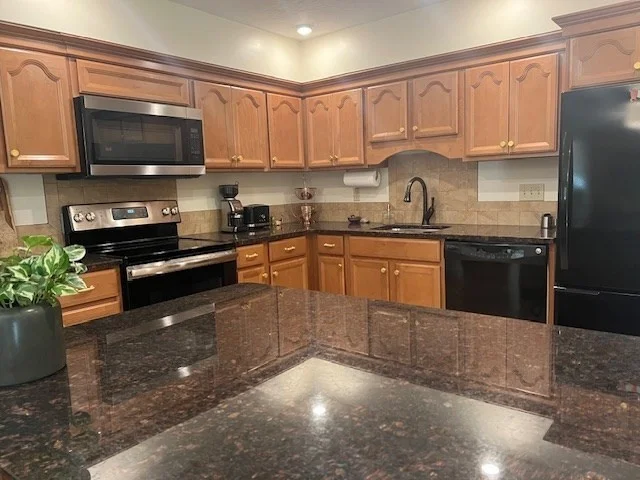 3 bed, 2 bath apartment for rent at 5 Powder Mill Rd Unit 5, Blue Hills — photo 19 of 37