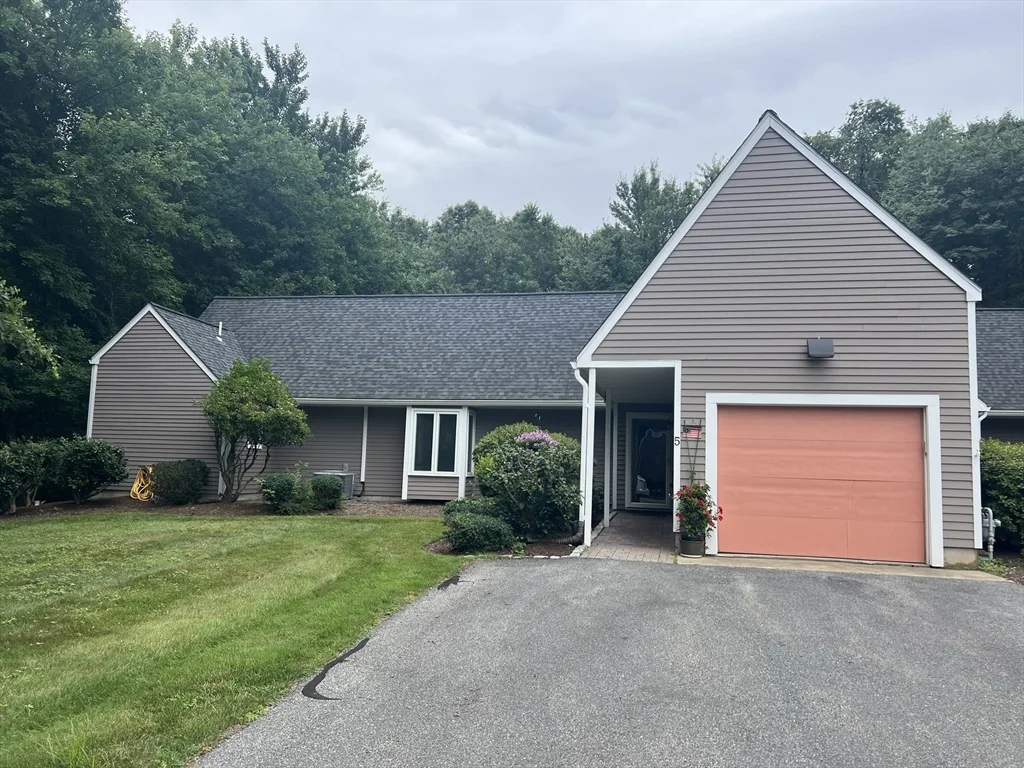 3 bed, 2 bath apartment for rent at 5 Powder Mill Rd Unit 5, Blue Hills — photo 2 of 37