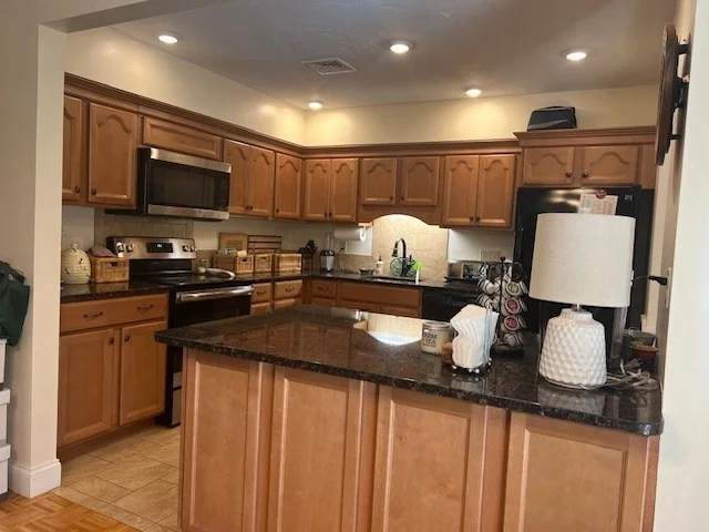 3 bed, 2 bath apartment for rent at 5 Powder Mill Rd Unit 5, Blue Hills — photo 22 of 37