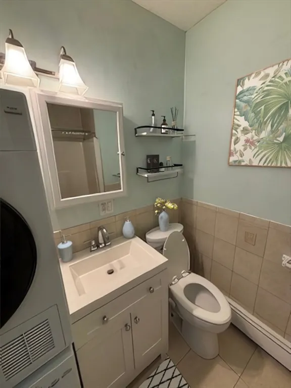 2 bed, 1 bath apartment for rent at 5 Prescott St Unit B, East Boston — photo 6 of 10