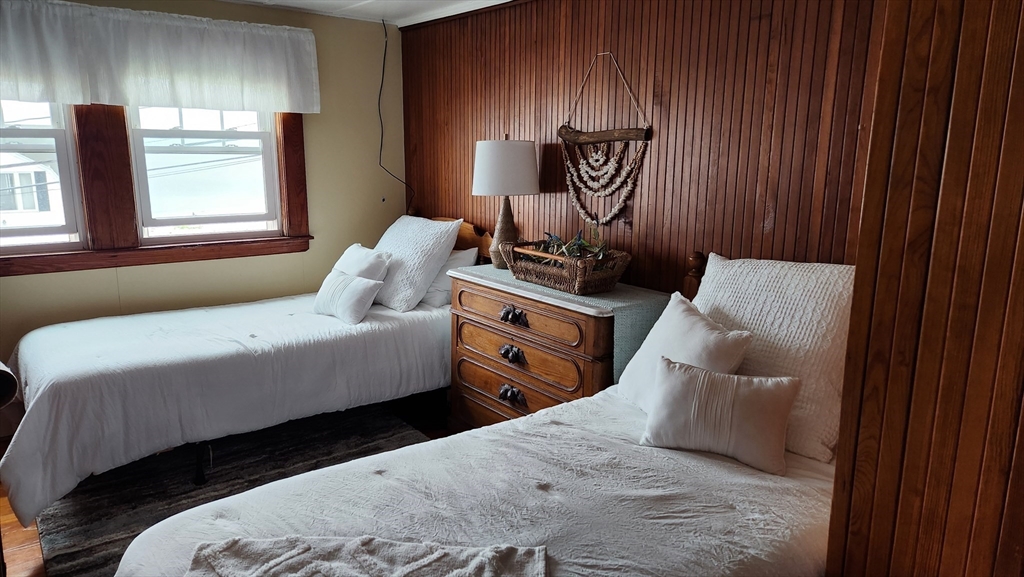 3 bed, 2 bath apartment for rent at 5 Priscilla Beach, Priscilla Beach — photo 14 of 22