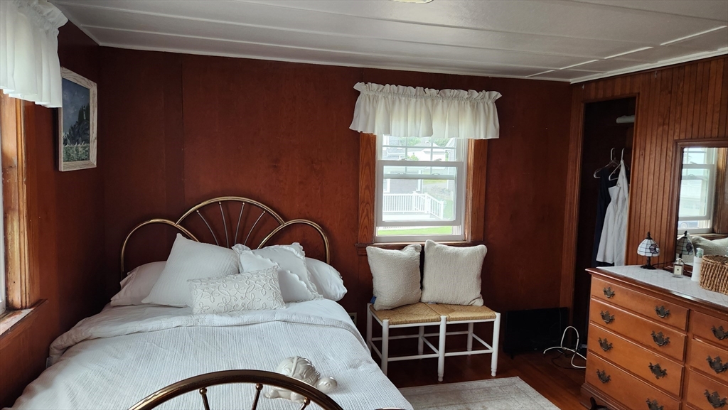 3 bed, 2 bath apartment for rent at 5 Priscilla Beach, Priscilla Beach — photo 13 of 22