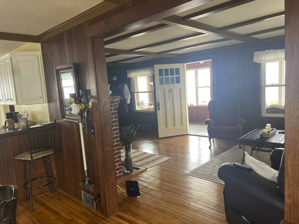 3 bed, 2 bath apartment for rent at 5 Priscilla Beach Rd, Plymouth — photo 16 of 25
