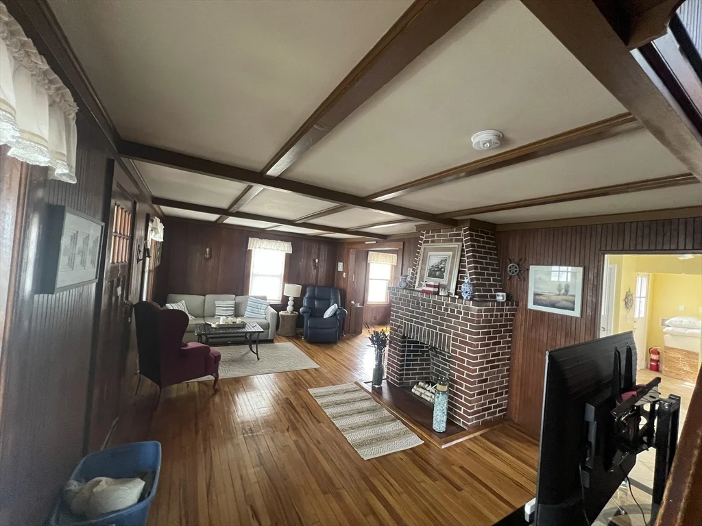 3 bed, 2 bath apartment for rent at 5 Priscilla Beach Rd, Plymouth — photo 10 of 25