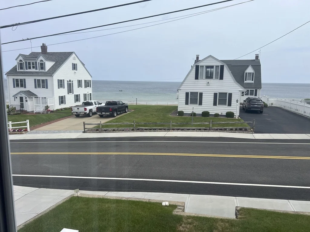 3 bed, 2 bath apartment for rent at 5 Priscilla Beach Rd, Plymouth — photo 2 of 25