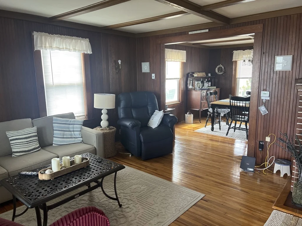 3 bed, 2 bath apartment for rent at 5 Priscilla Beach Rd, Plymouth — photo 9 of 25