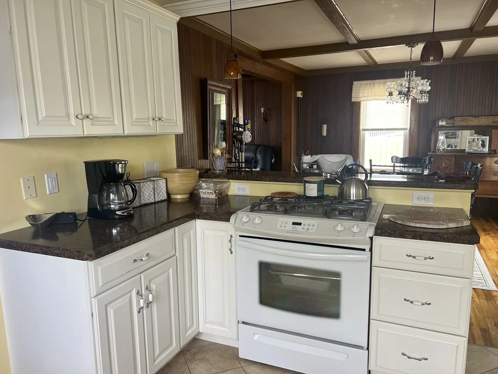 3 bed, 2 bath apartment for rent at 5 Priscilla Beach Rd, Plymouth — photo 17 of 25
